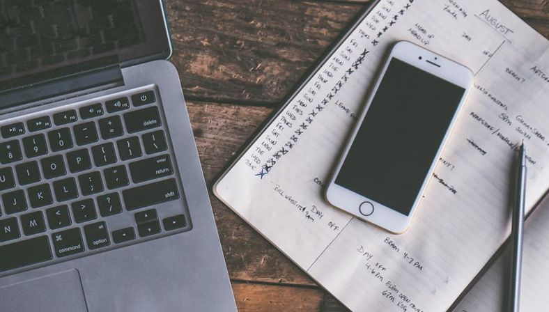 会计至少多长时间对一次账，会计对账主要包括哪些内容？